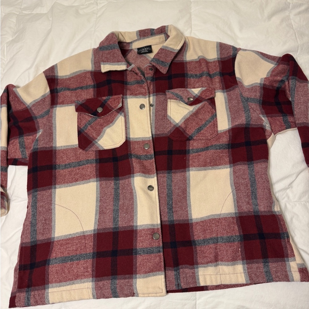 Oversized Shacket - Picture 2 of 9